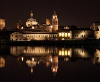 Mantua by night
