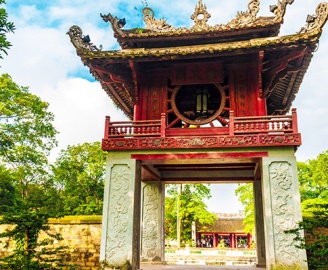 hanoi temple of literature gate 750x2