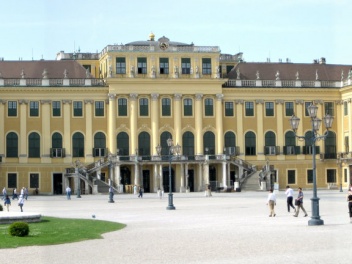 SchlossSchoenbrunnPanorama