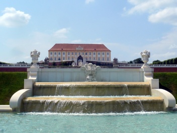 Schlosshofparks